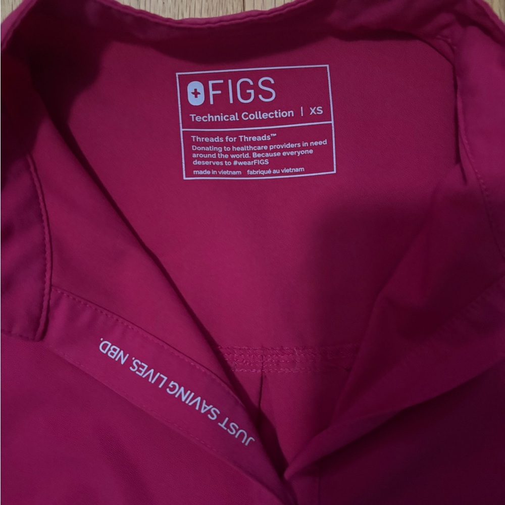 Figs Rafaela Top - Picture 4 of 4